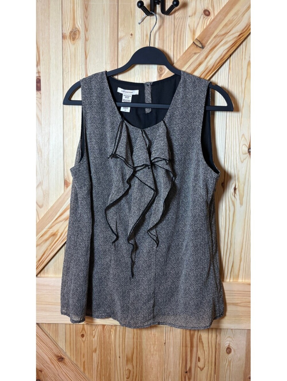 Covington Women's Sleeveless Ruffle Blouse Size L NWT